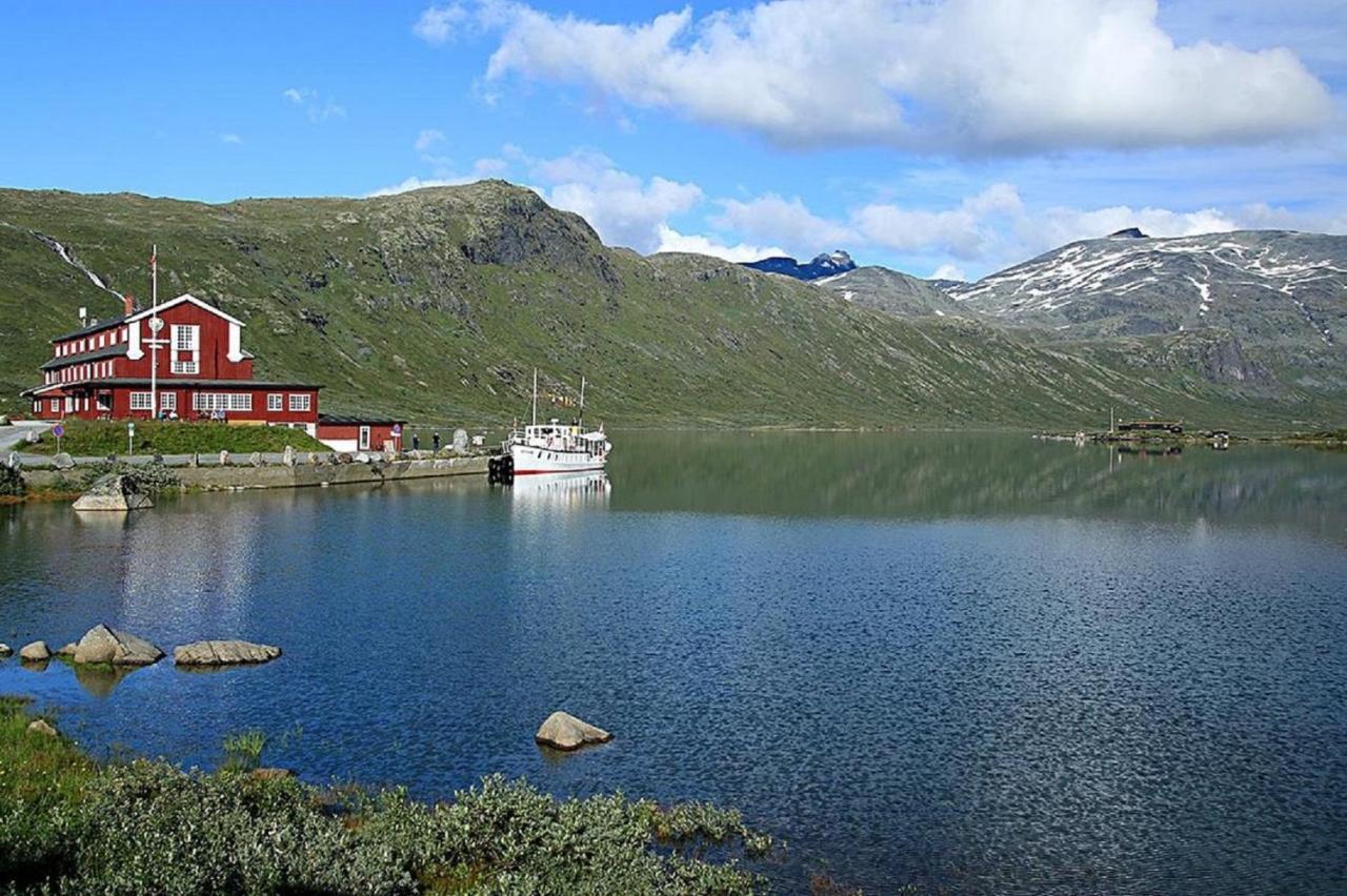 Leilighet Beitostolen Sentrum, Terrasse Og Innendors Parkering Esterno foto